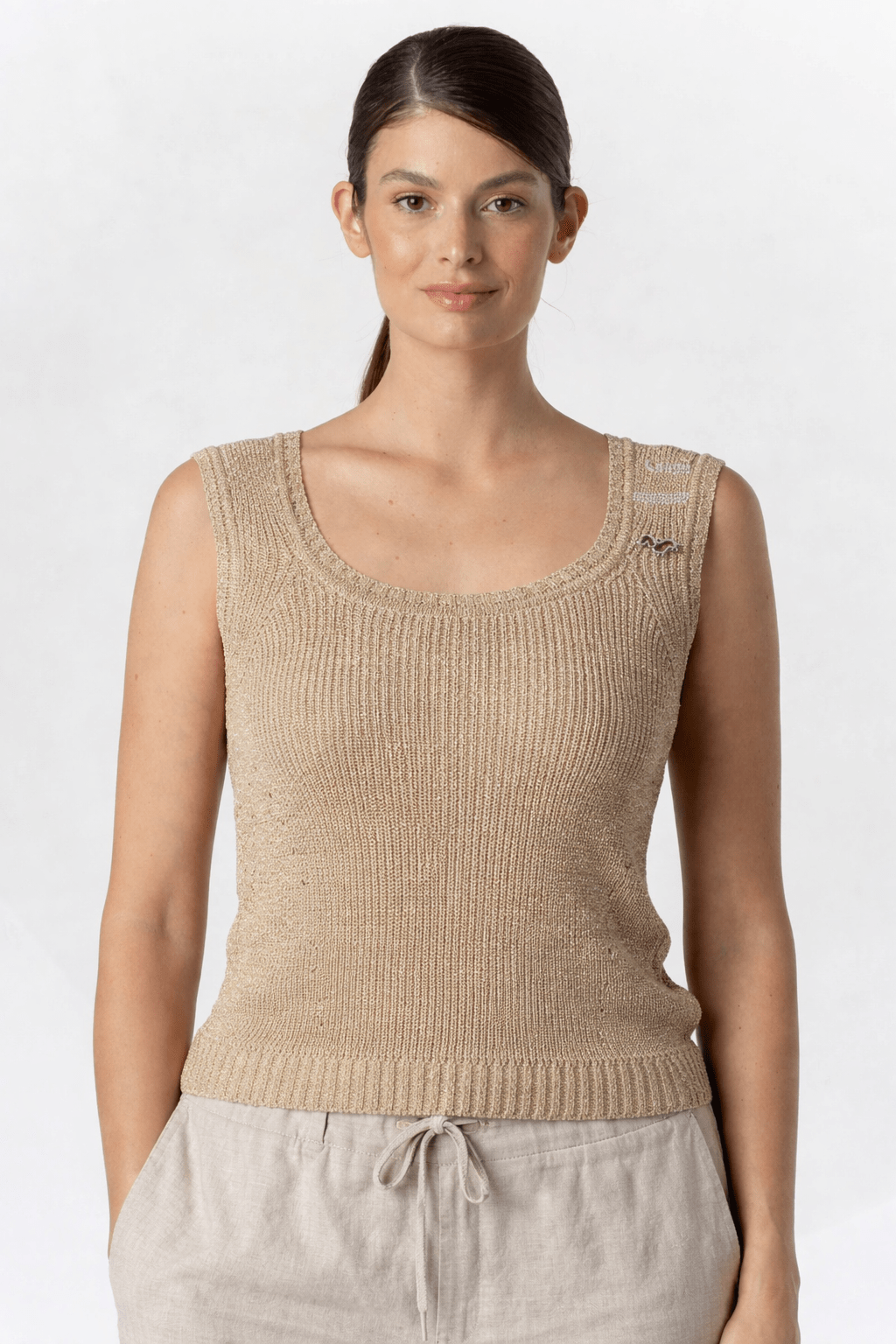 Belle Allure Boutique Elisa Cavaletti - Top knit sleevles lurex gold broach