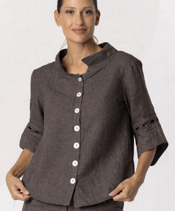 Elisa Cavaletti - Shirt linen embroidery on sleeves and back