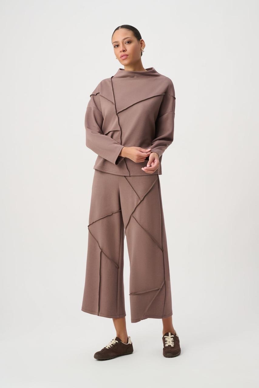 JOSEPH RIBKOFF Top boxy with embellished seams
